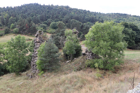 2024_09_05 De Langogne à La Bastide-Puylaurent, IMG_7519 Le château de Luc