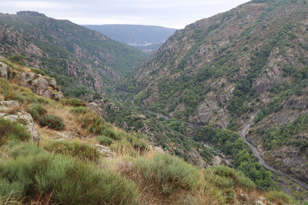 2024_09_07 De la Garde-Guérin à Villefort, IMG_7772 L’Allier depuis la chapelle Saint-Loup